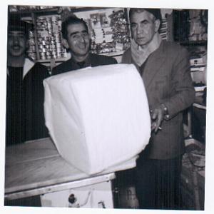 EIF D ORANIE 69 jacquie en marin mr kayen et papa dans son epicerie a oran